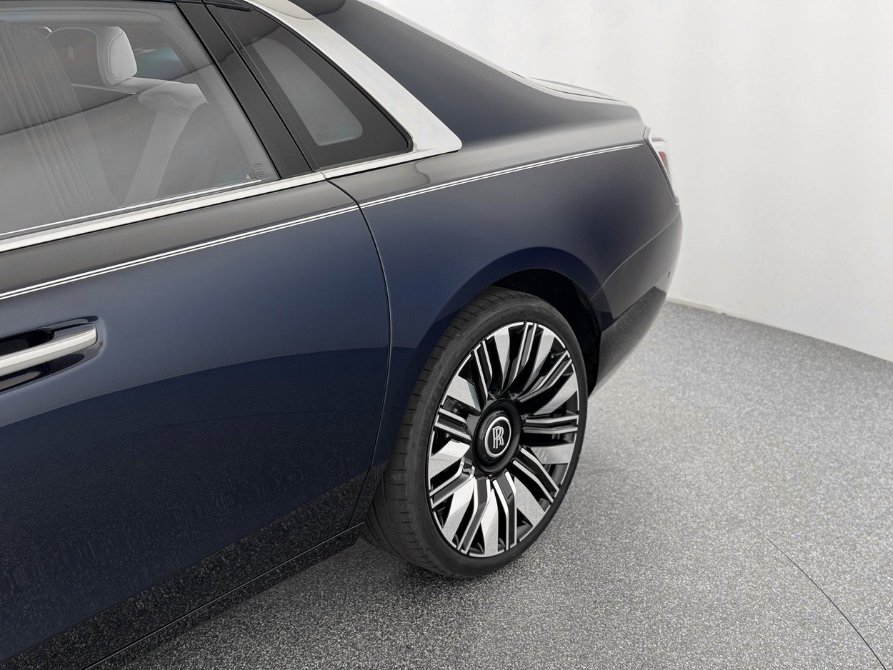 New 2026 Rolls-Royce Ghost AWD/4WD image 47