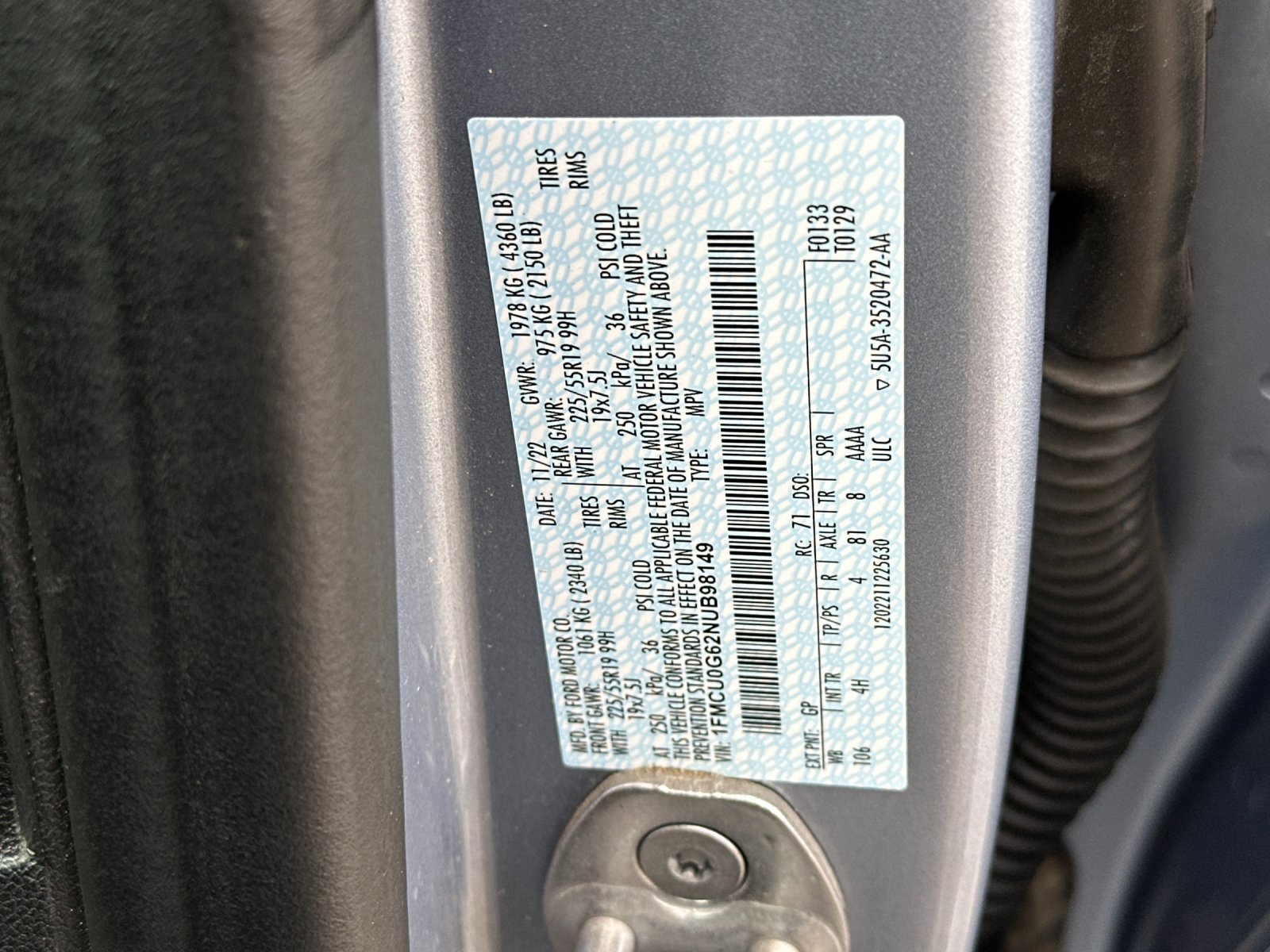 Certified 2022 Ford Escape SE w/ SE Sport Appearance Package image 29