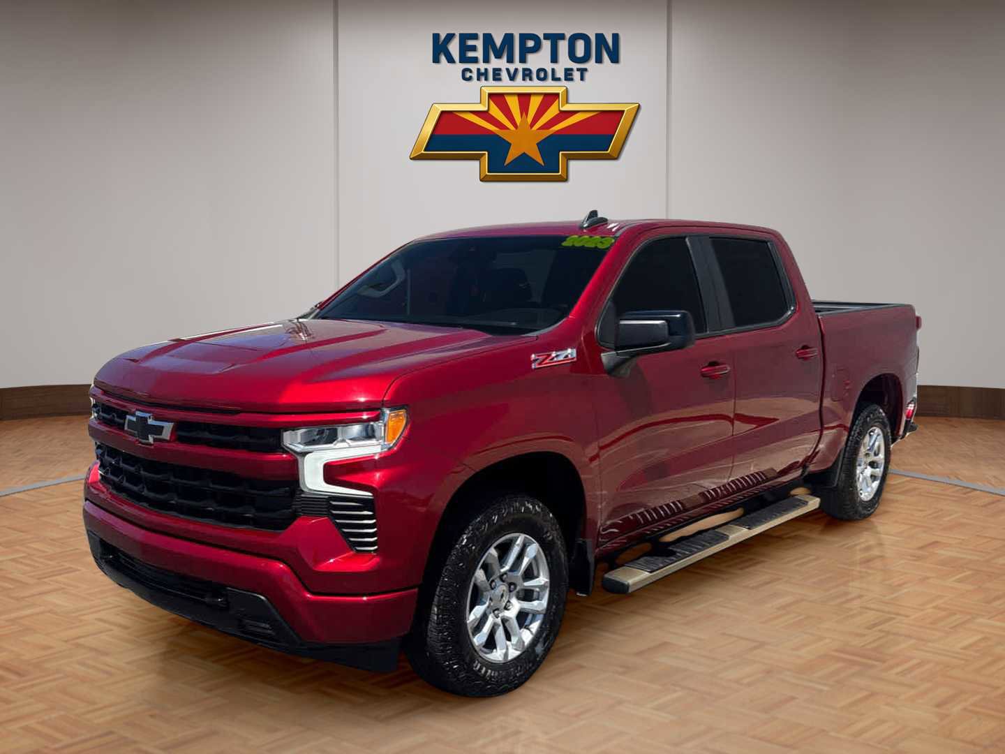 Used 2023 Chevrolet Silverado 1500 RST w/ Z71 Off-Road Package AWD/4WD image 2