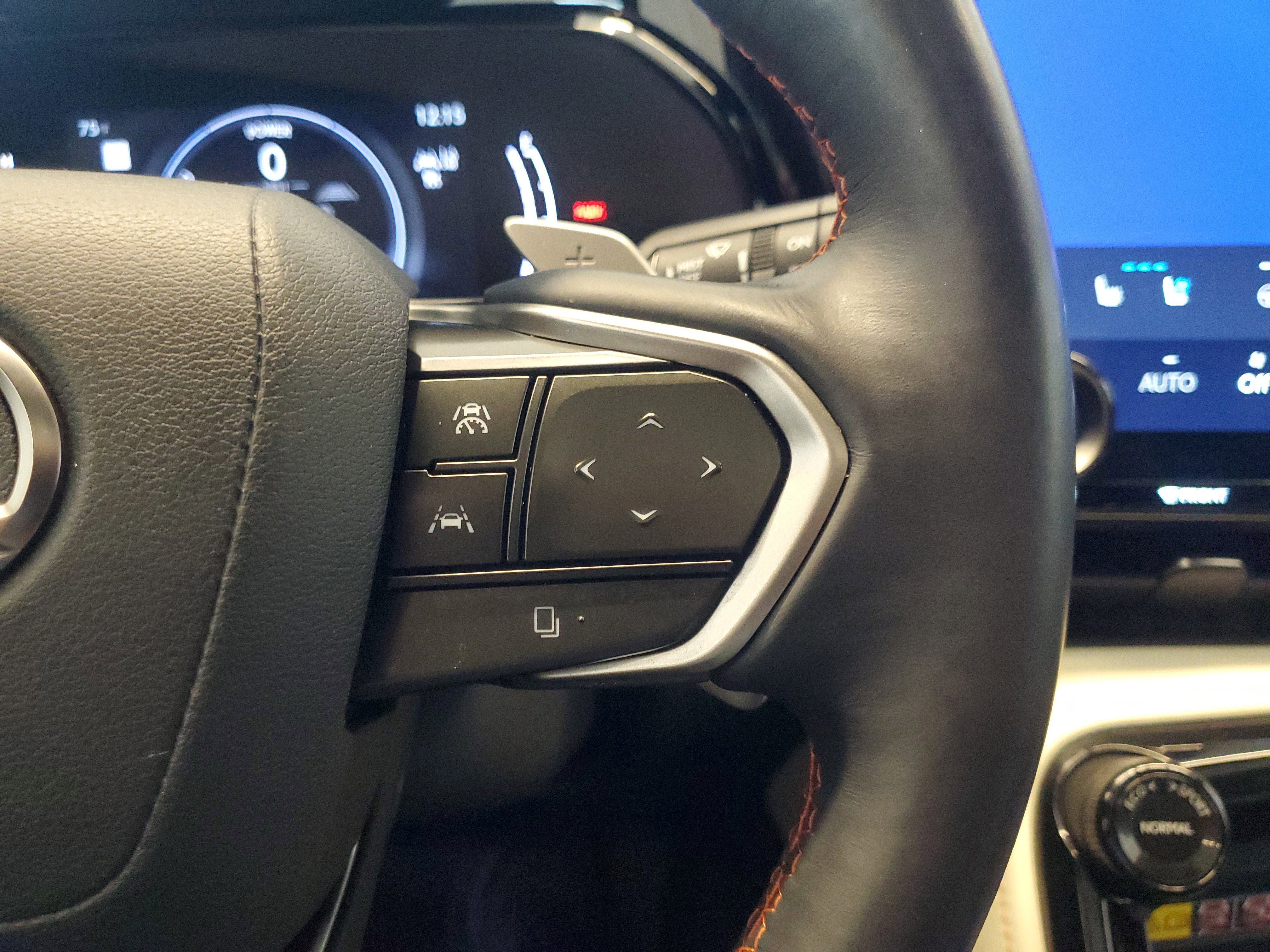 Used 2023 Lexus NX 350h NX 350h Premium image 27