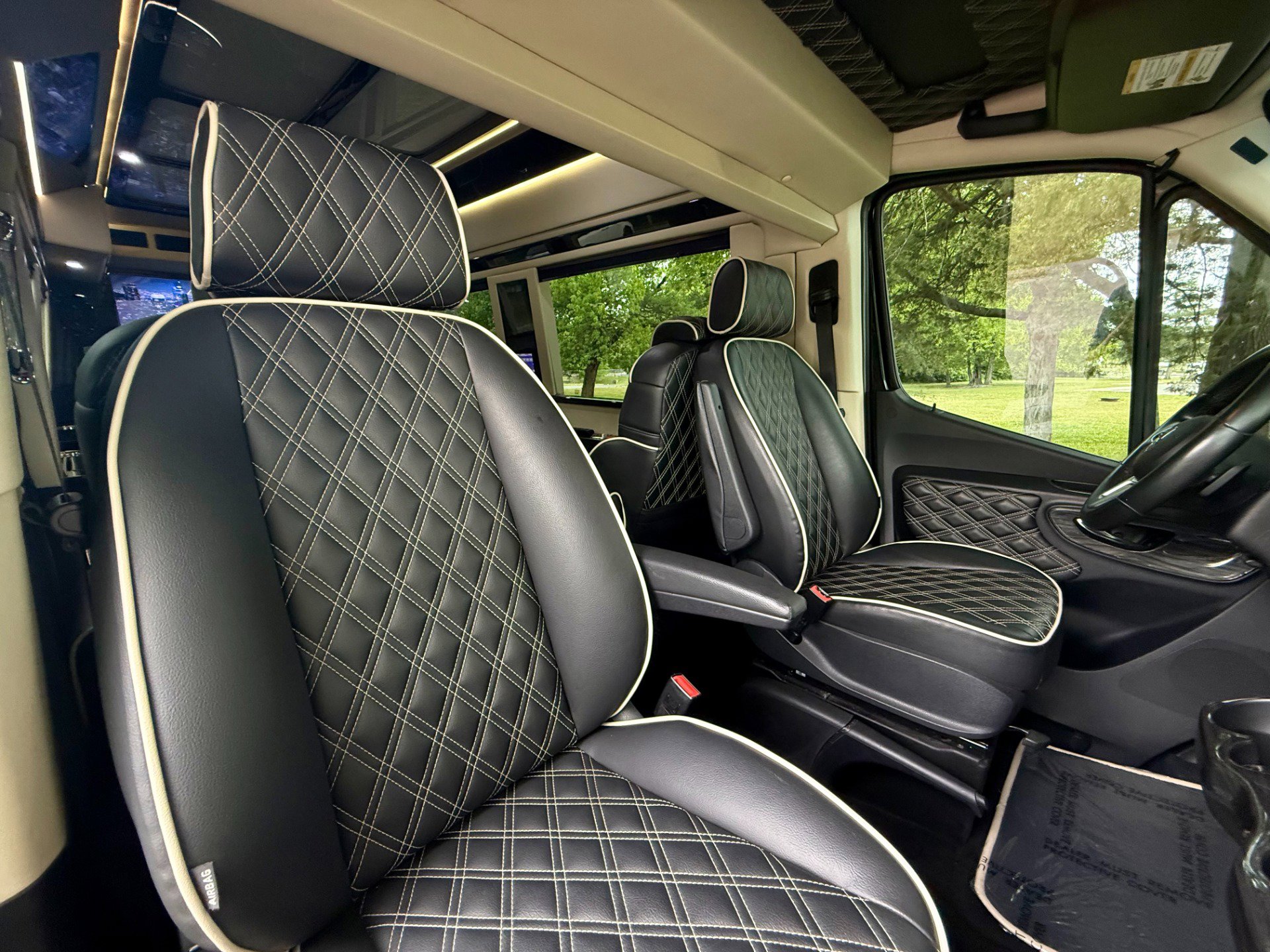 Used 2020 Mercedes-Benz Sprinter 3500 image 26