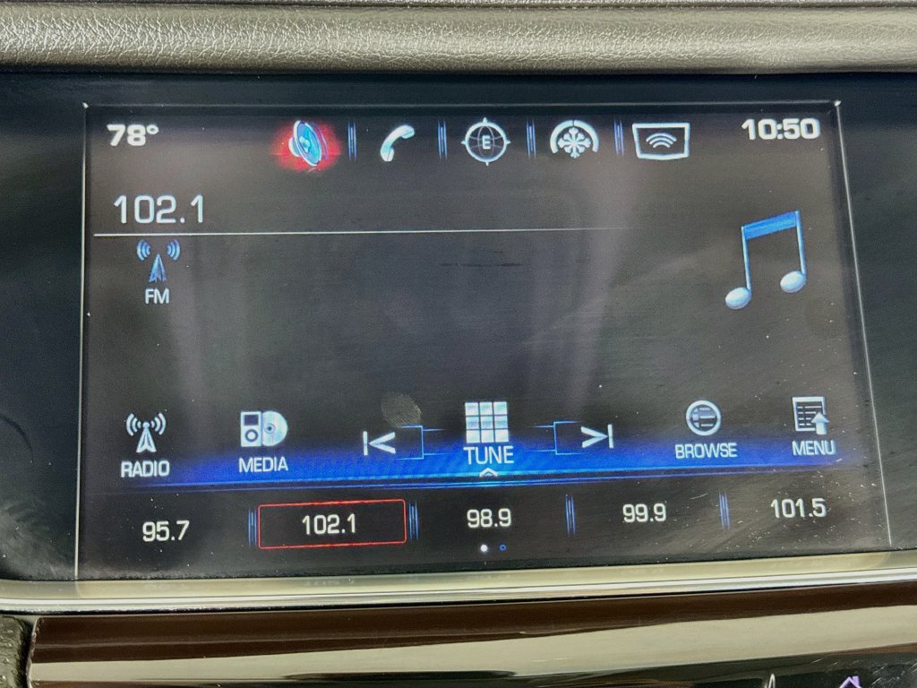 Used 2017 Cadillac XT5 Luxury w/ Driver Awareness Package FWD image 41