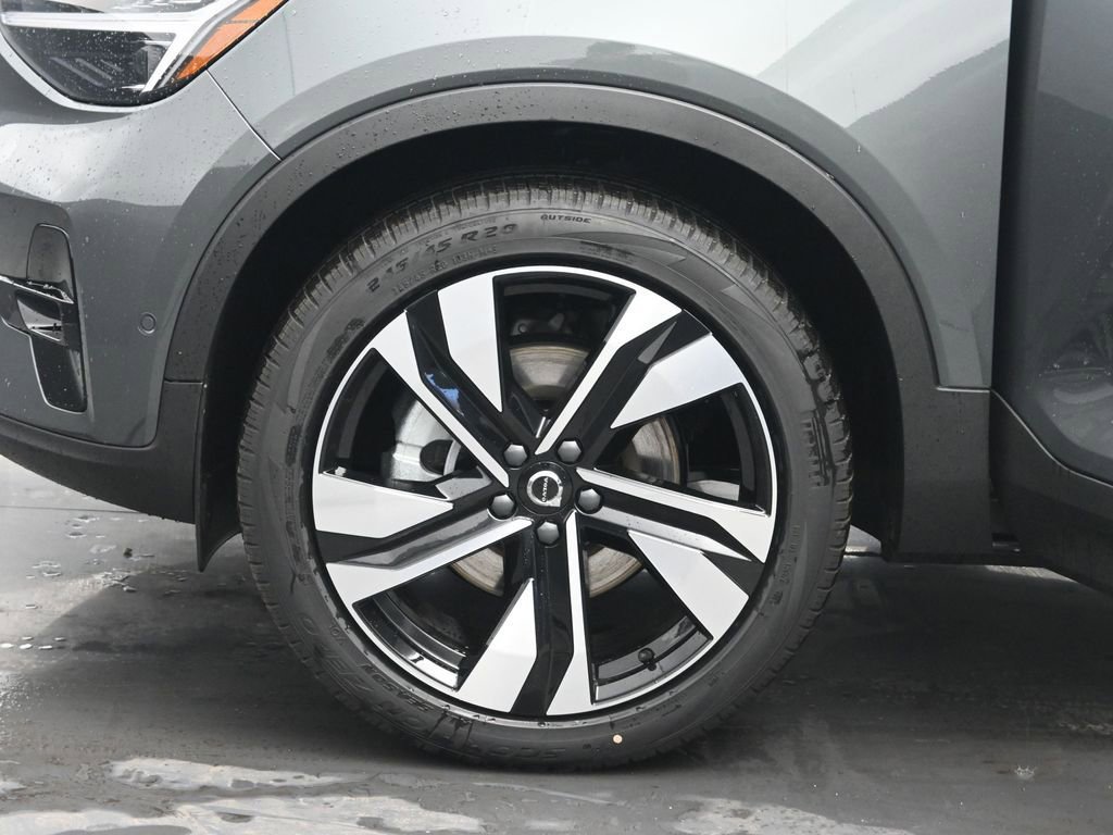 New 2026 Volvo XC40 B5 Ultra w/ Climate Package image 30