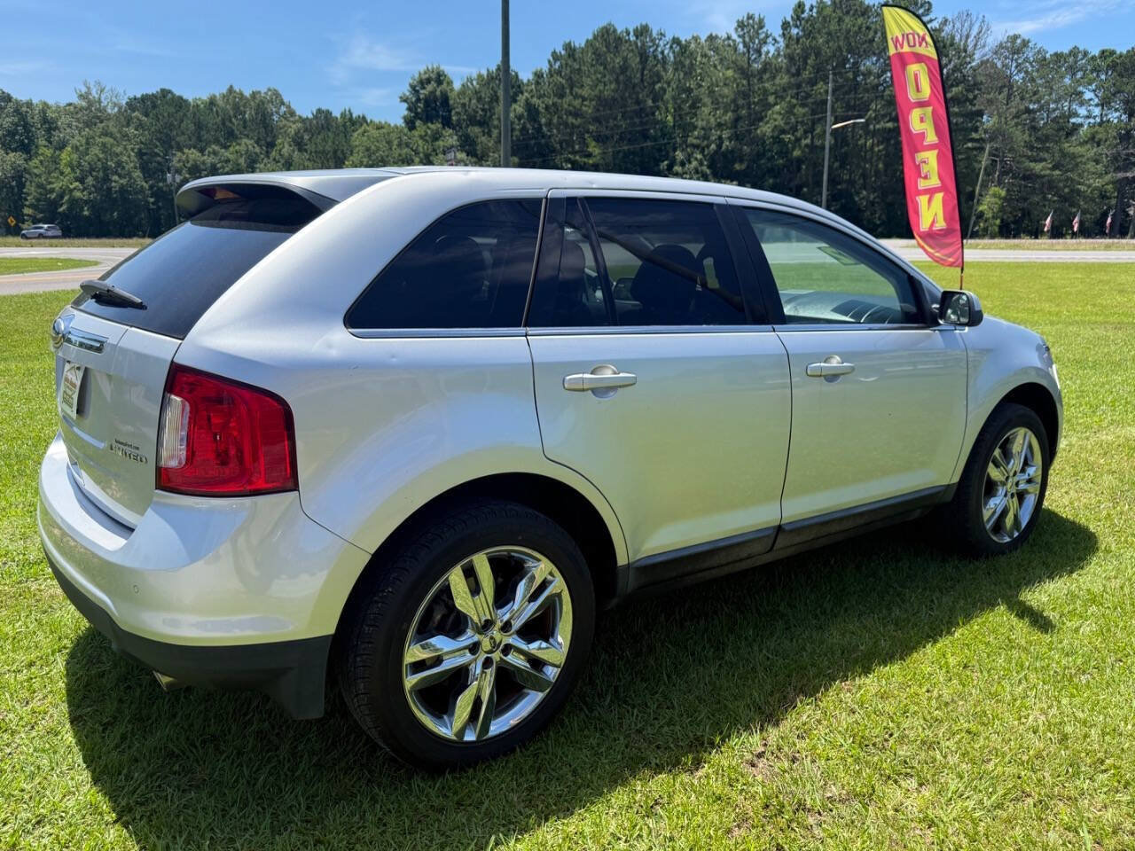 Used 2012 Ford Edge Limited FWD image 6