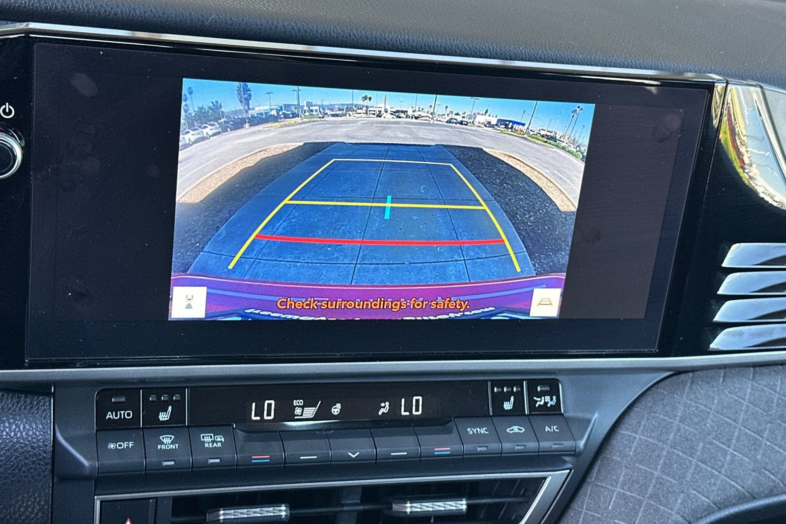 Used 2025 Toyota Camry XLE image 21