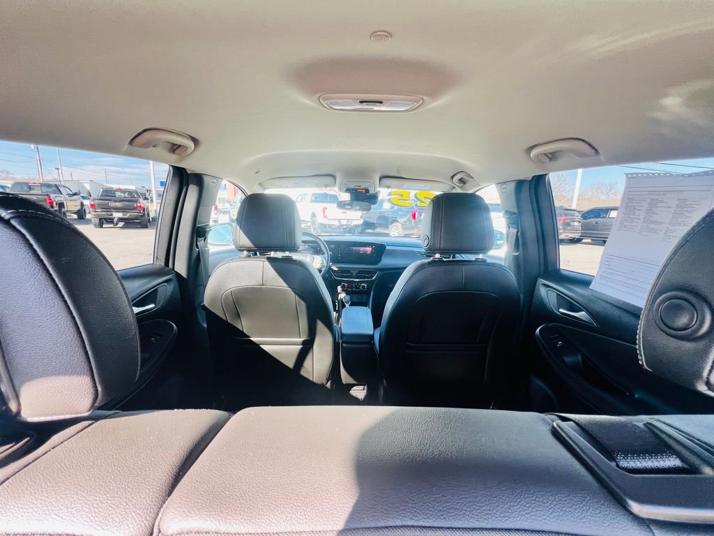 Used 2025 Buick Encore GX Preferred image 37
