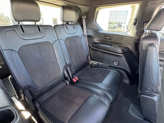 Used 2023 Jeep Grand Cherokee L Laredo image 34