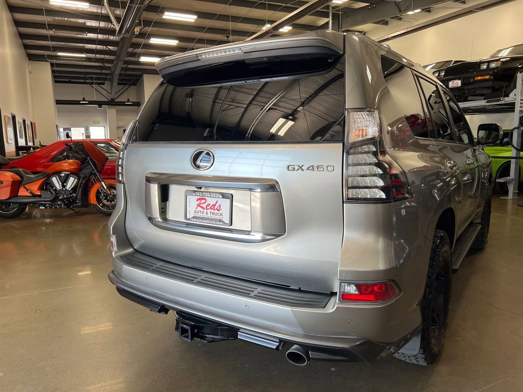 Used 2023 Lexus GX 460 Premium image 45