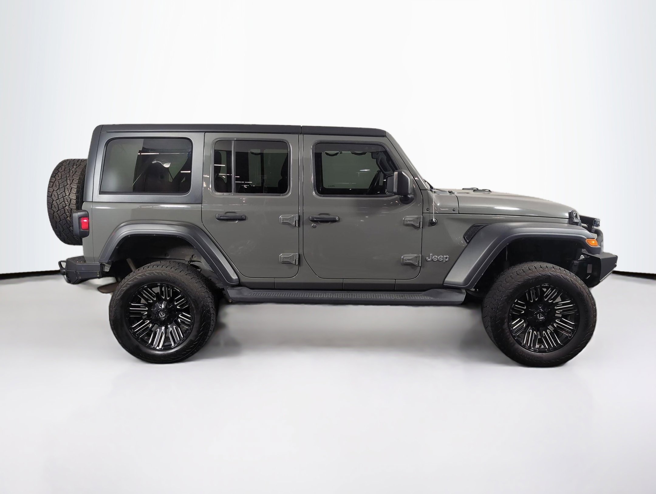 Used 2019 Jeep Wrangler Unlimited Sport S image 10