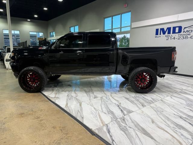 Used 2018 Chevrolet Silverado 1500 LT w/ All Star Edition AWD/4WD image 9