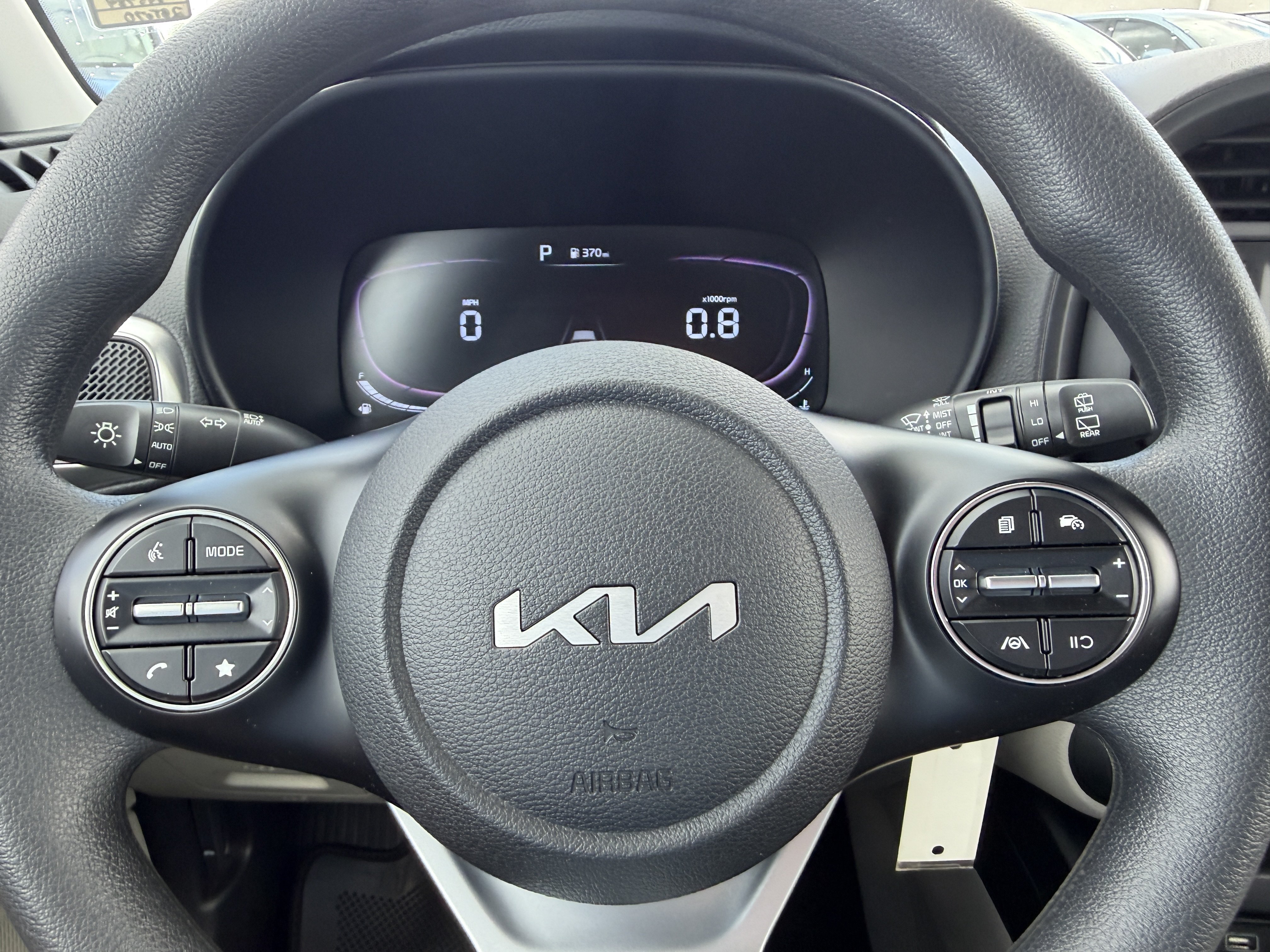 Certified 2023 Kia Soul LX FWD image 28