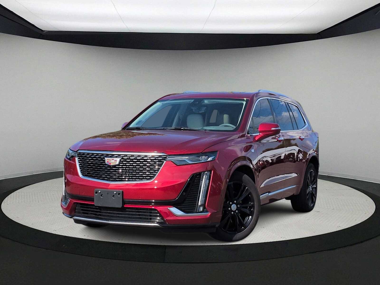 Used 2024 Cadillac XT6 Premium Luxury w/ Technology Package AWD/4WD image 1