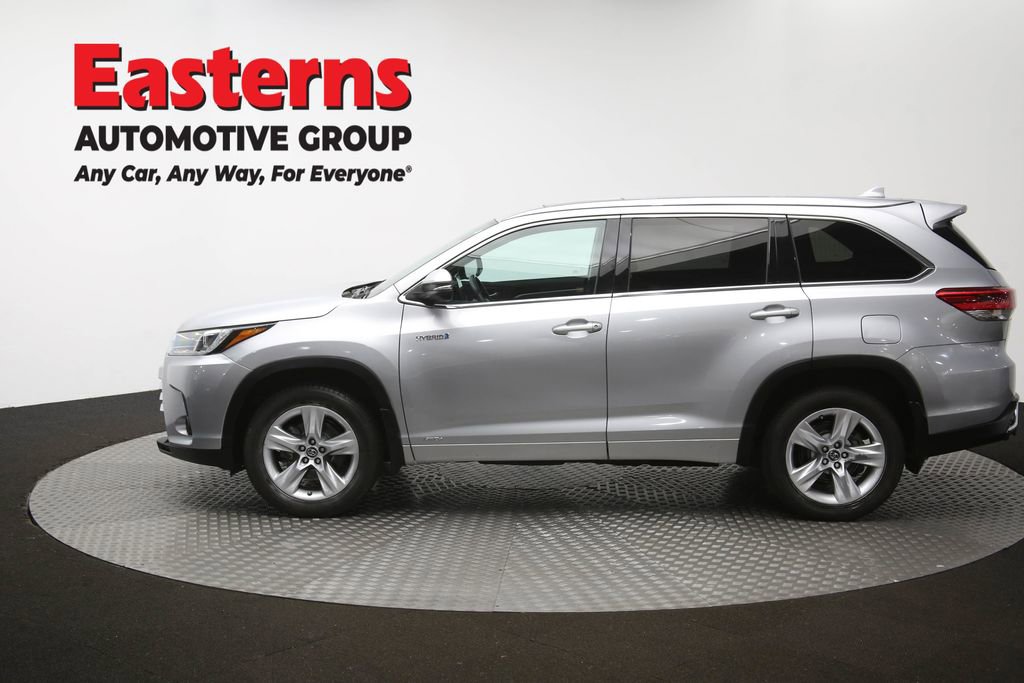 Used 2019 Toyota Highlander Limited w/ Carpet Mat Package (TMS) AWD/4WD image 66