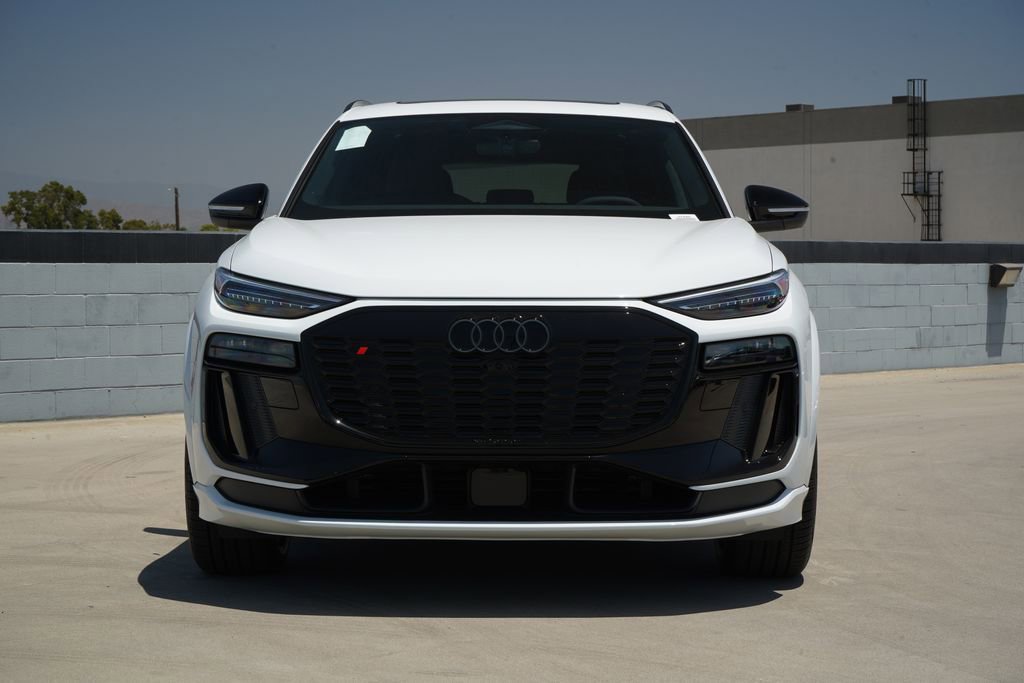 New 2027 Audi SQ6 e-tron Premium Plus AWD/4WD image 3