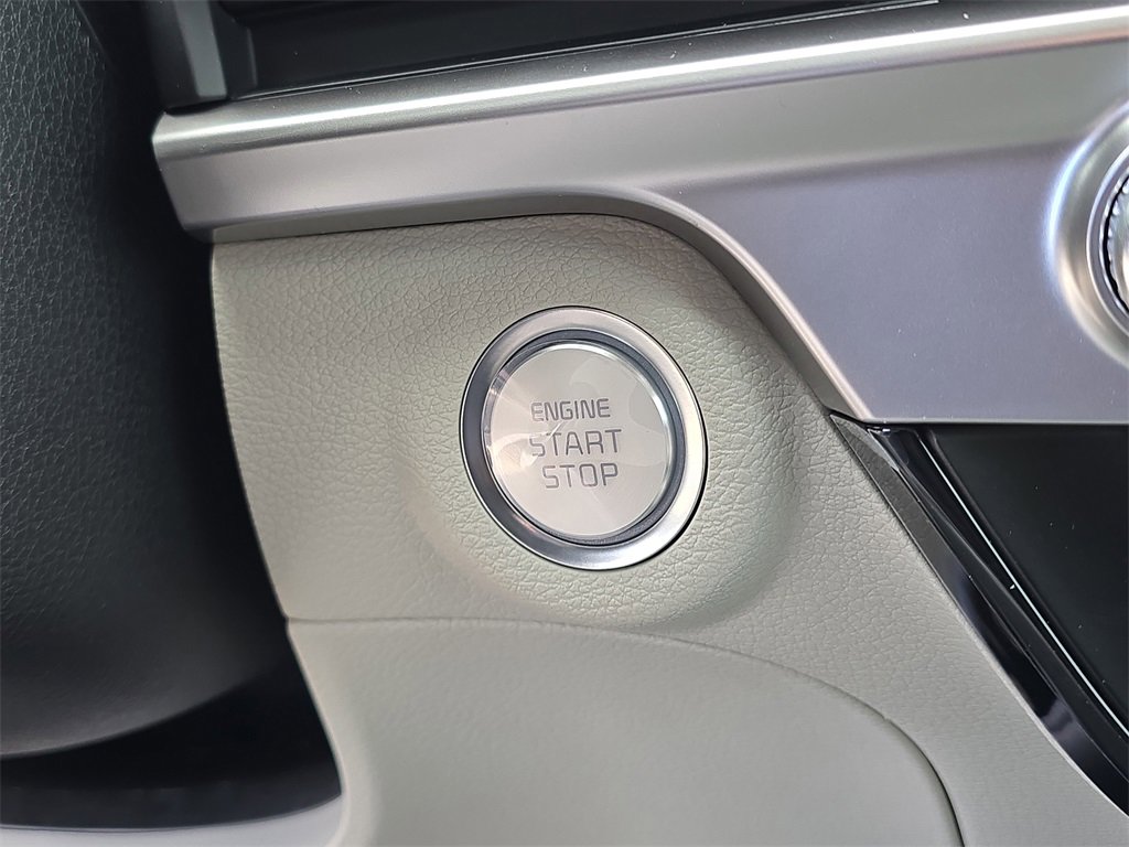 New 2025 Kia Telluride S image 28