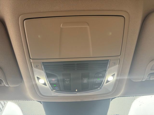 Used 2022 Acura MDX FWD w/ Technology Package image 26