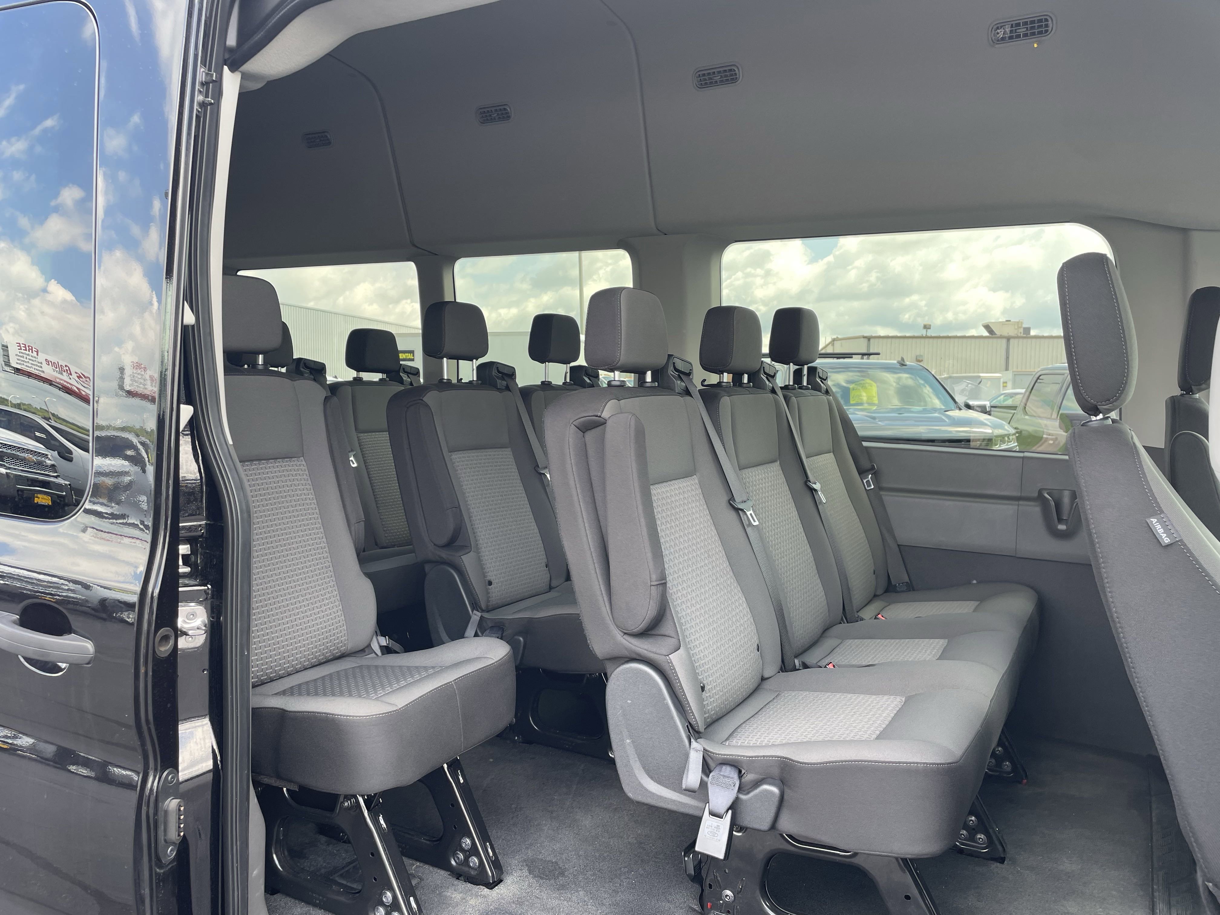 Used 2025 Ford Transit 350 XLT image 9