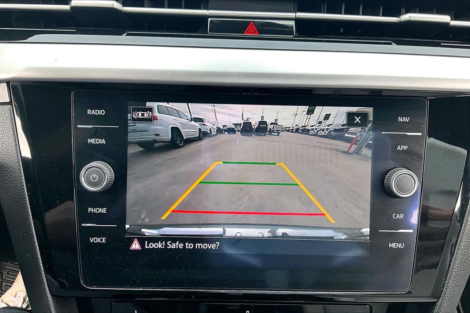 Used 2022 Volkswagen Arteon SE FWD image 27