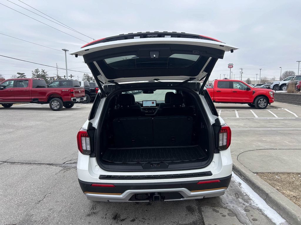 New 2026 Ford Explorer Tremor w/ Tremor Ultimate Package AWD/4WD image 16