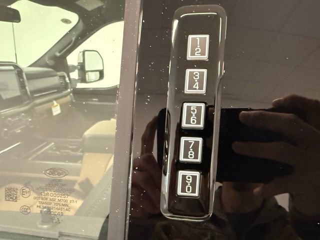 New 2026 Ford F250 Lariat w/ Chrome Package image 10