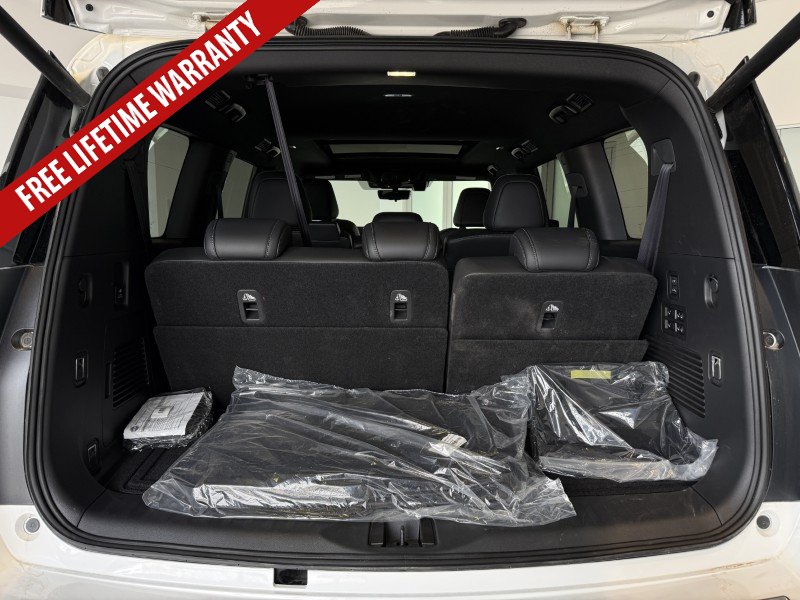 New 2026 Nissan Armada PRO-4X AWD/4WD image 32