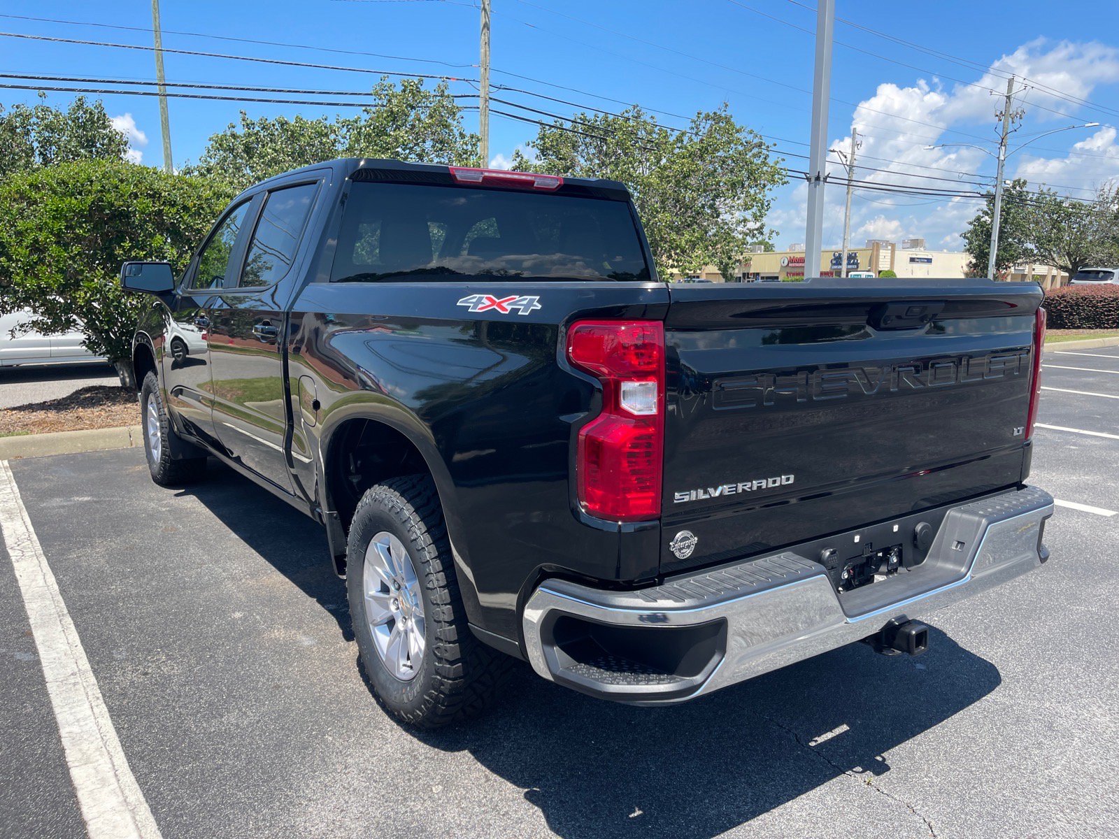 Used 2026 Chevrolet Silverado 1500 LT AWD/4WD image 12
