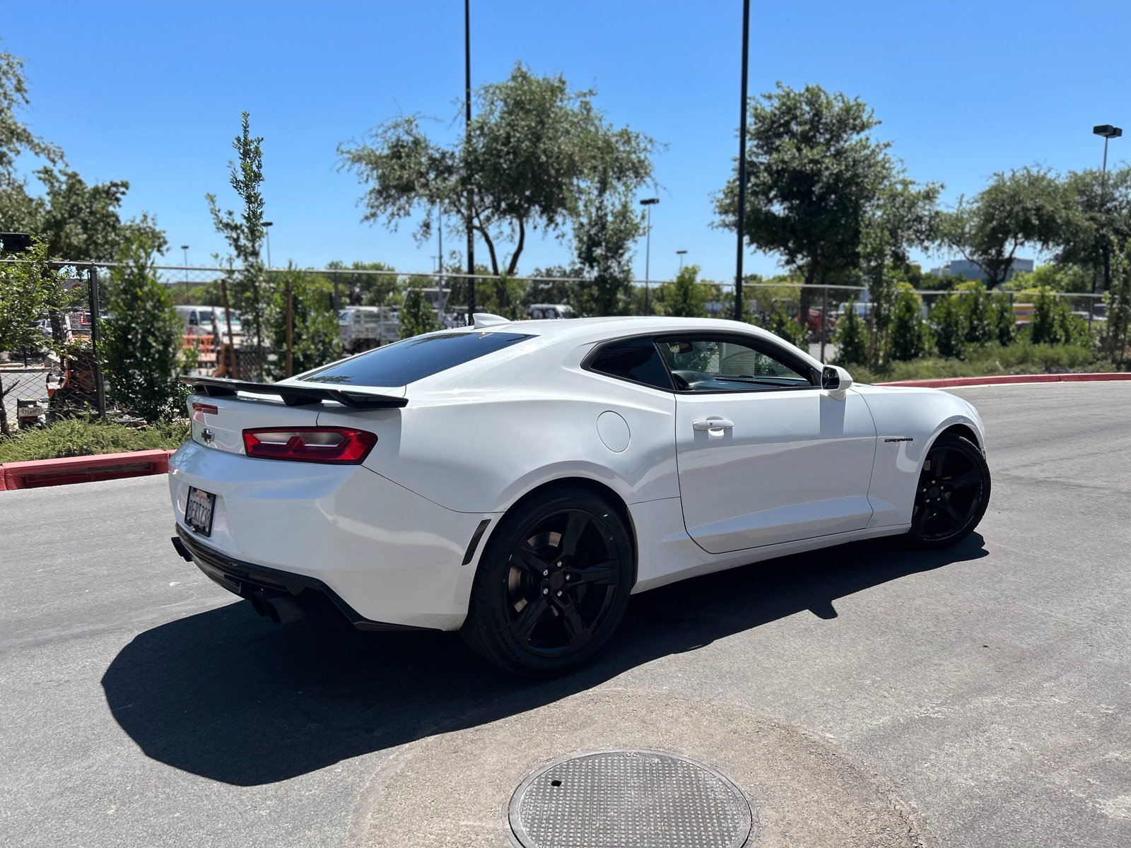 Used 2018 Chevrolet Camaro SS RWD image 10
