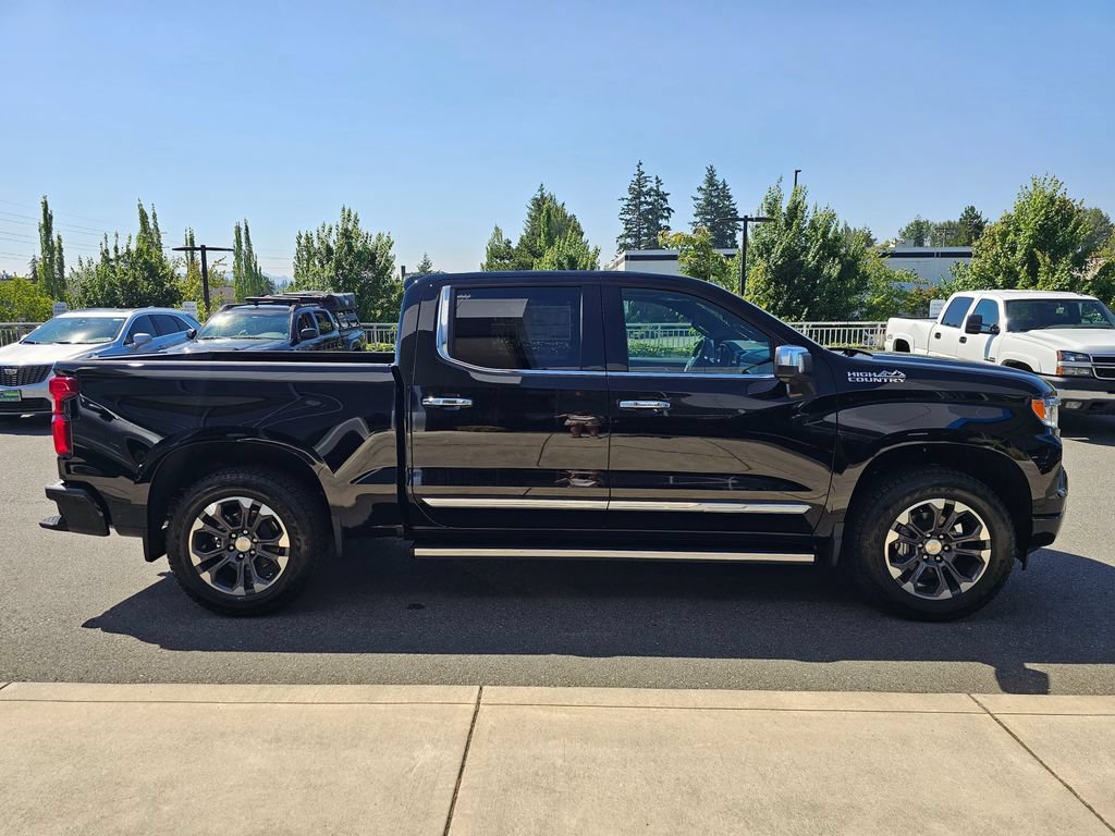 New 2026 Chevrolet Silverado 1500 High Country w/ Technology Package AWD/4WD image 6