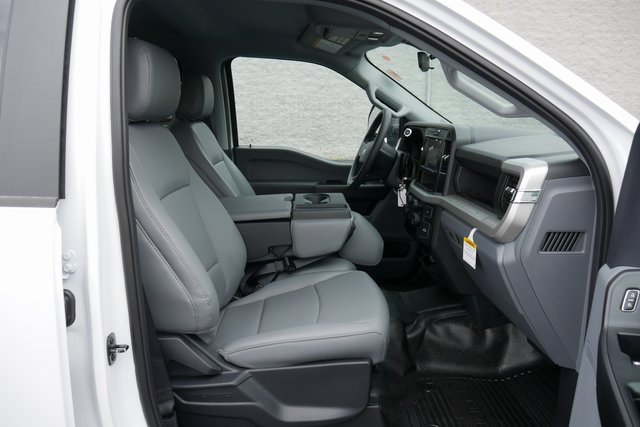 New 2025 Ford F350 XL w/ 360-Degree Camera Package image 24