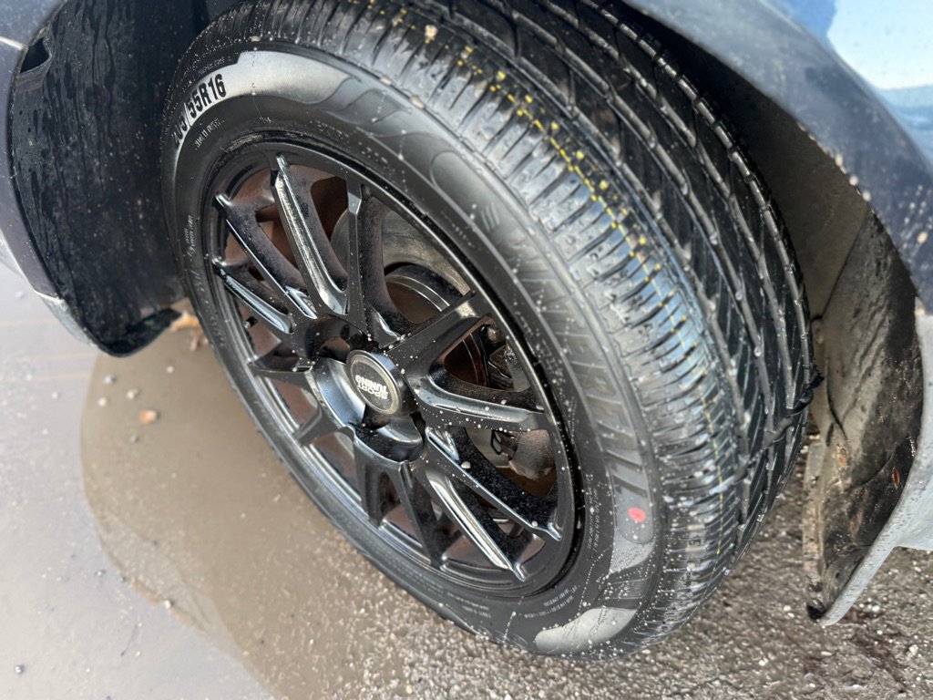 Used 2005 Volkswagen Passat GLS image 17