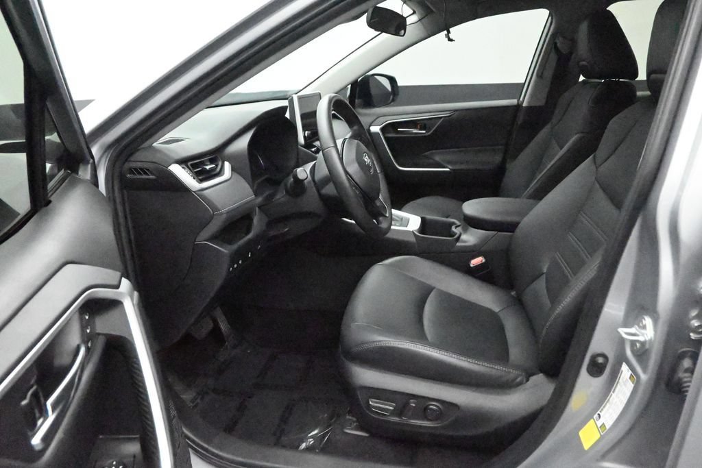 Used 2024 Toyota RAV4 XLE Premium w/ Weather Package AWD/4WD image 12