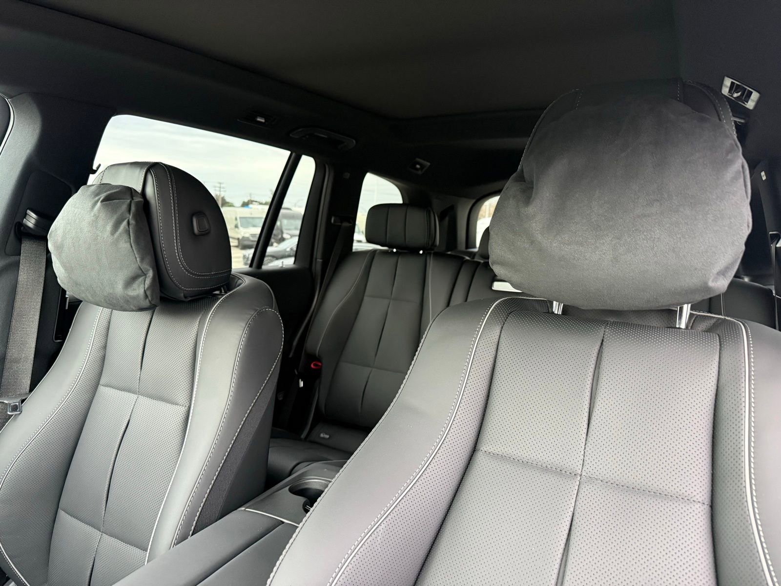 New 2026 Mercedes-Benz GLS 580 4MATIC image 18