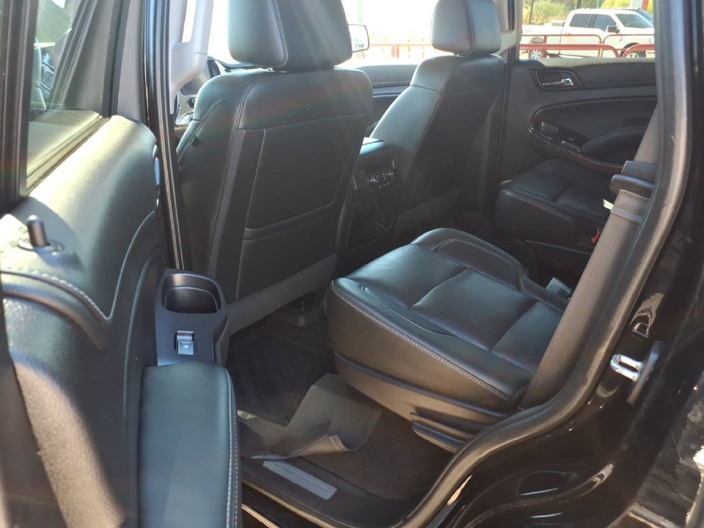 Used 2019 Chevrolet Tahoe Premier AWD/4WD image 16
