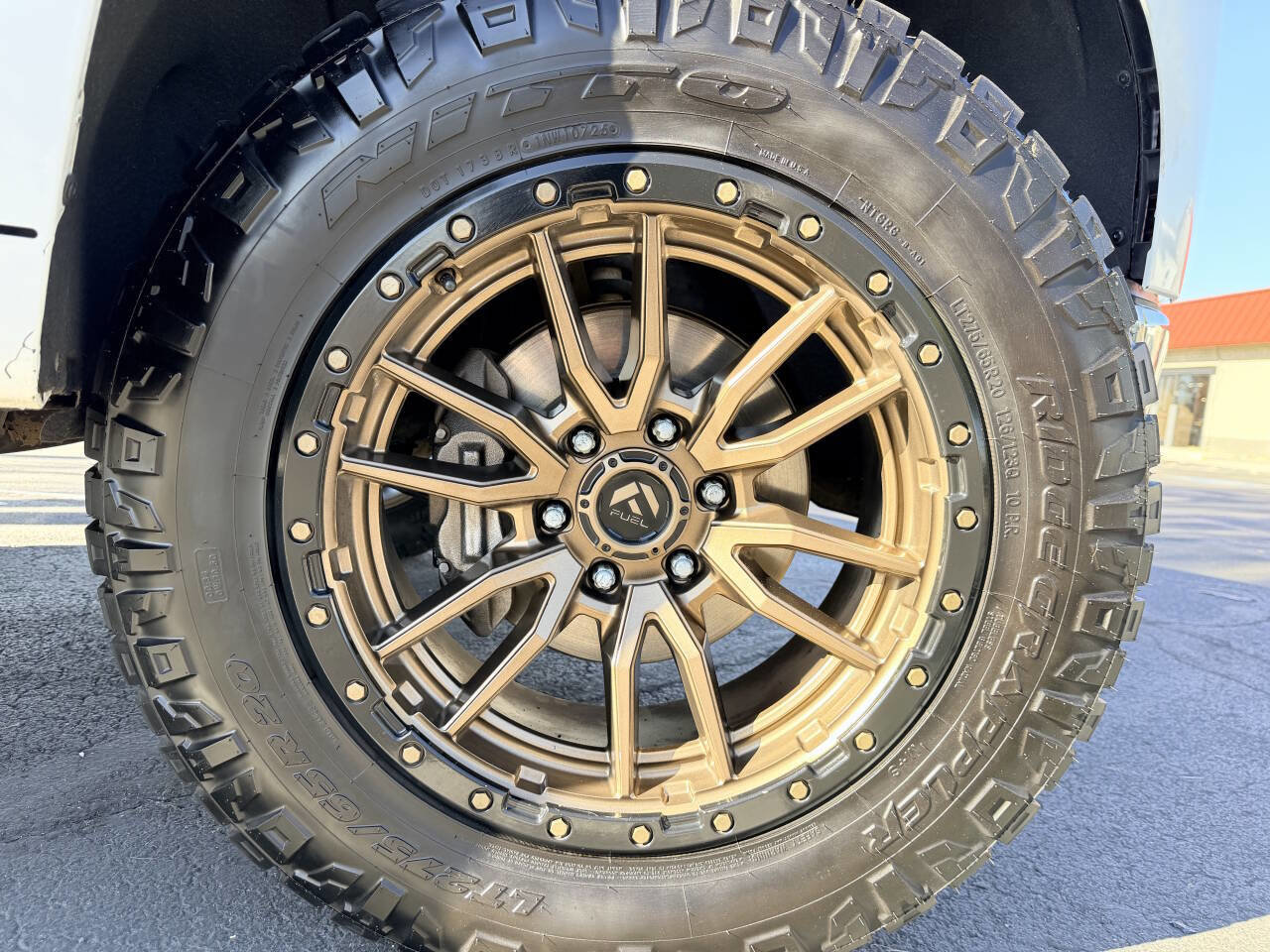 Used 2019 Chevrolet Silverado 1500 LT w/ All-Star Edition AWD/4WD image 33