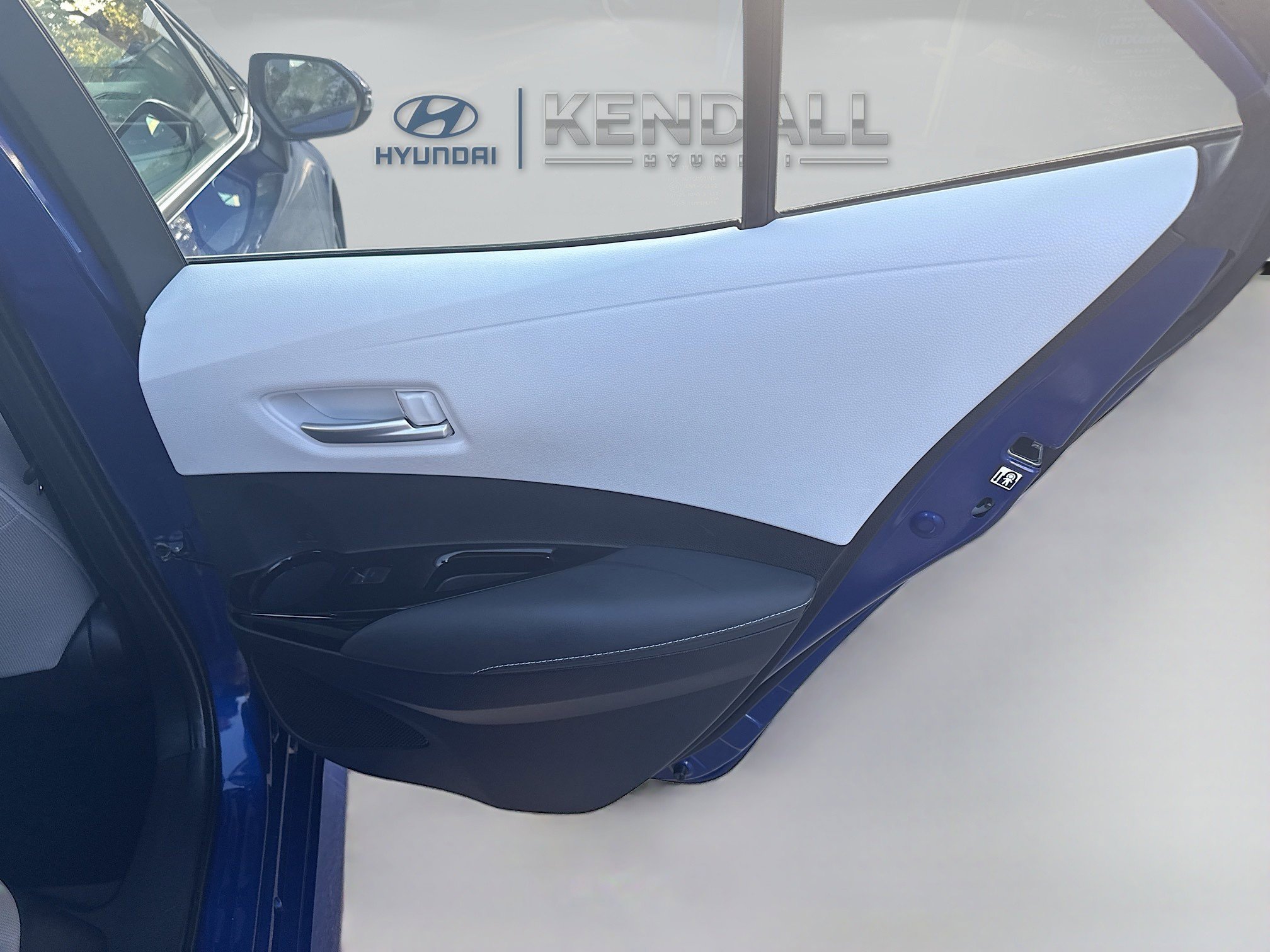 Used 2023 Toyota Corolla SE image 27