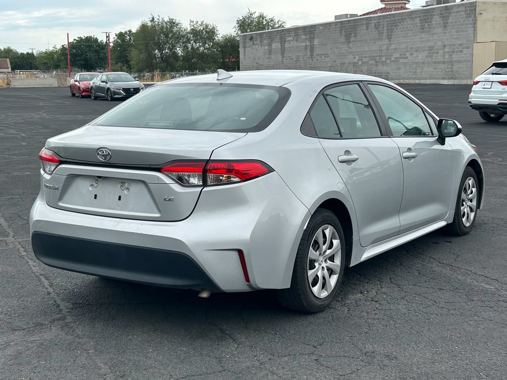 Used 2024 Toyota Corolla LE FWD image 3