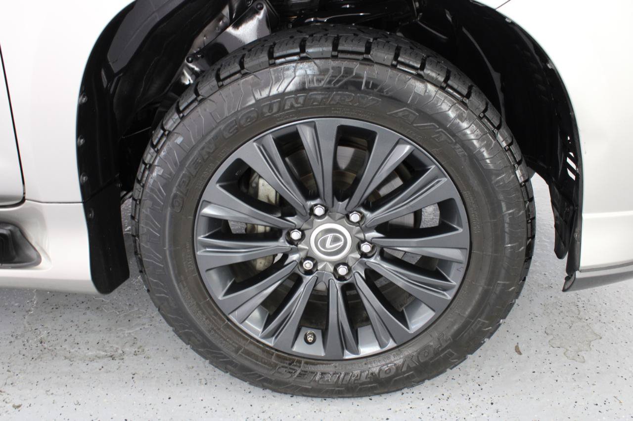 Used 2022 Lexus GX 460 Premium w/ Accessory Package AWD/4WD image 88