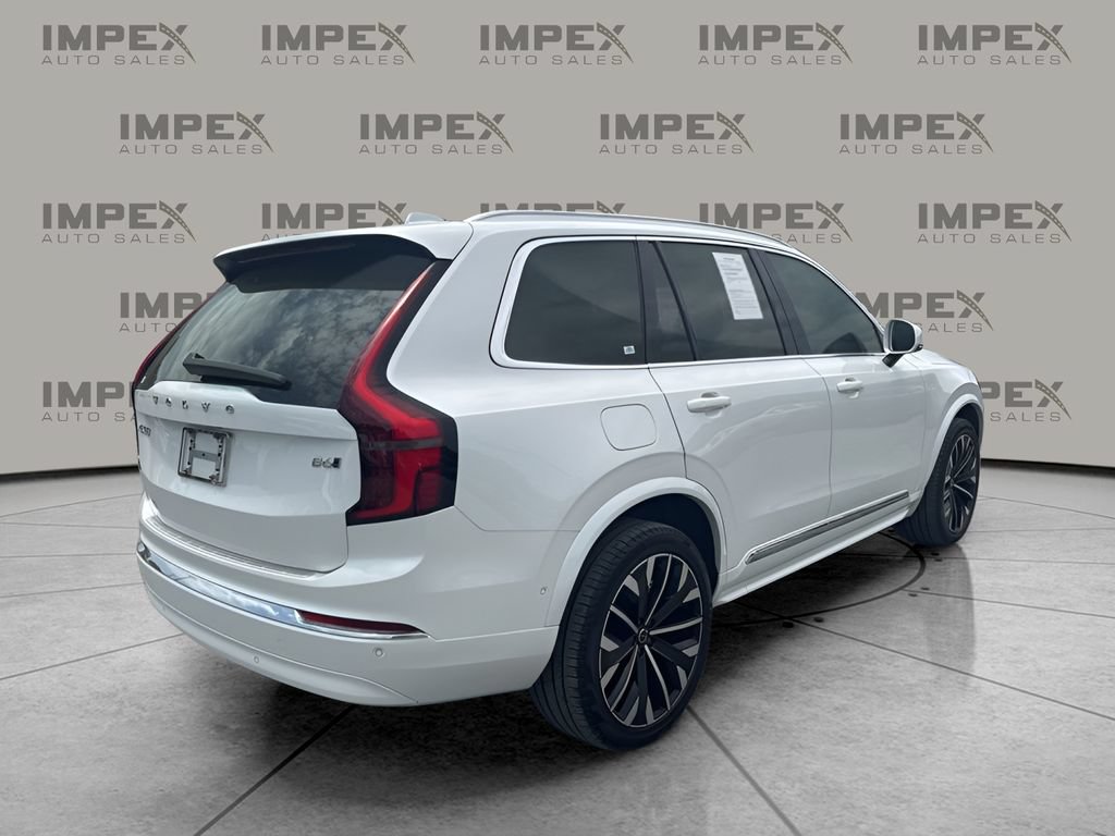 Used 2026 Volvo XC90 B6 Plus w/ Protection Package Premier AWD/4WD image 5