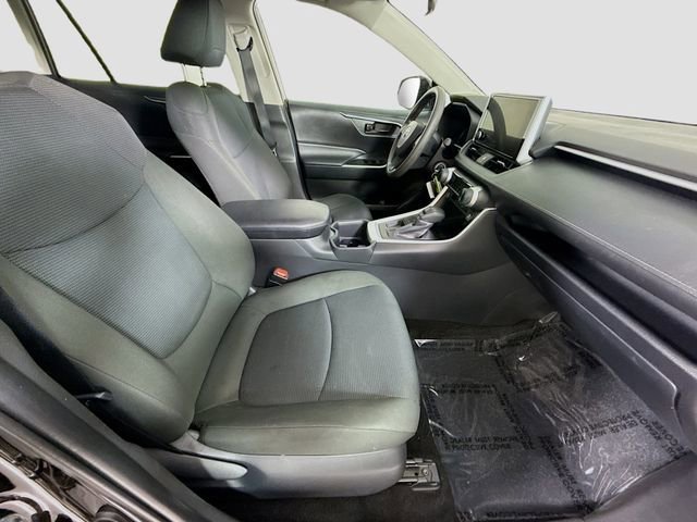 Certified 2025 Toyota RAV4 LE image 26