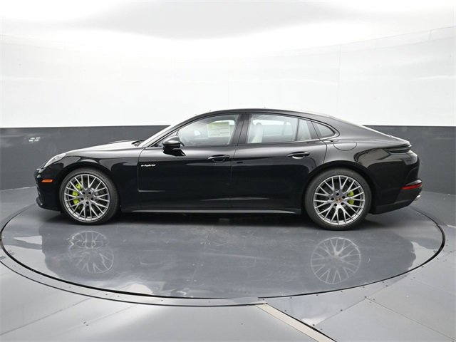 New 2026 Porsche Panamera 4 image 2