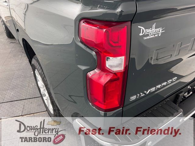 New 2026 Chevrolet Silverado 1500 LTZ w/ LTZ Premium Package image 25