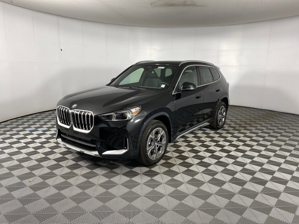 New 2026 BMW X1 xDrive28i w/ Convenience Package image 3