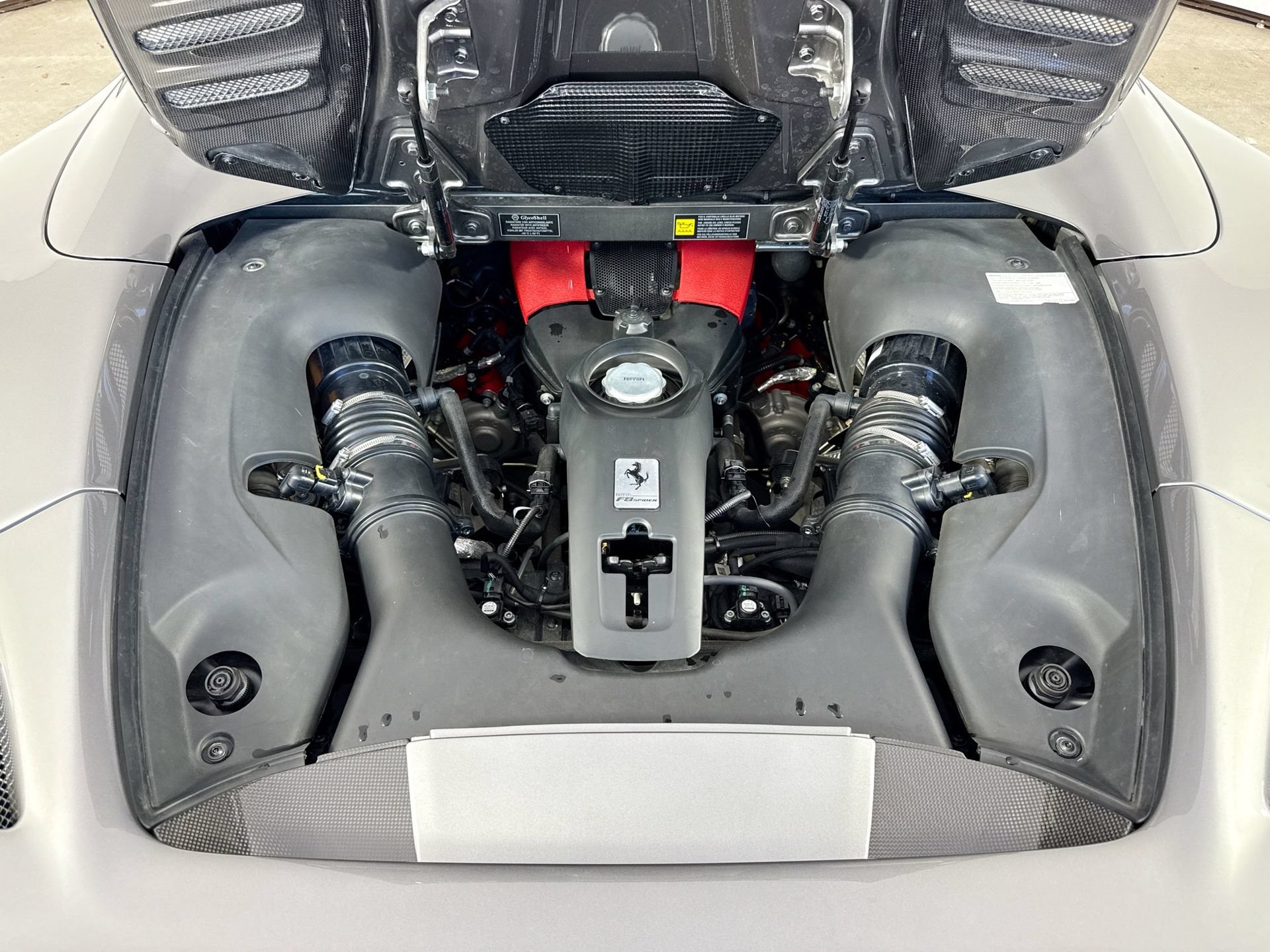 Certified 2021 Ferrari F8 Tributo RWD image 25