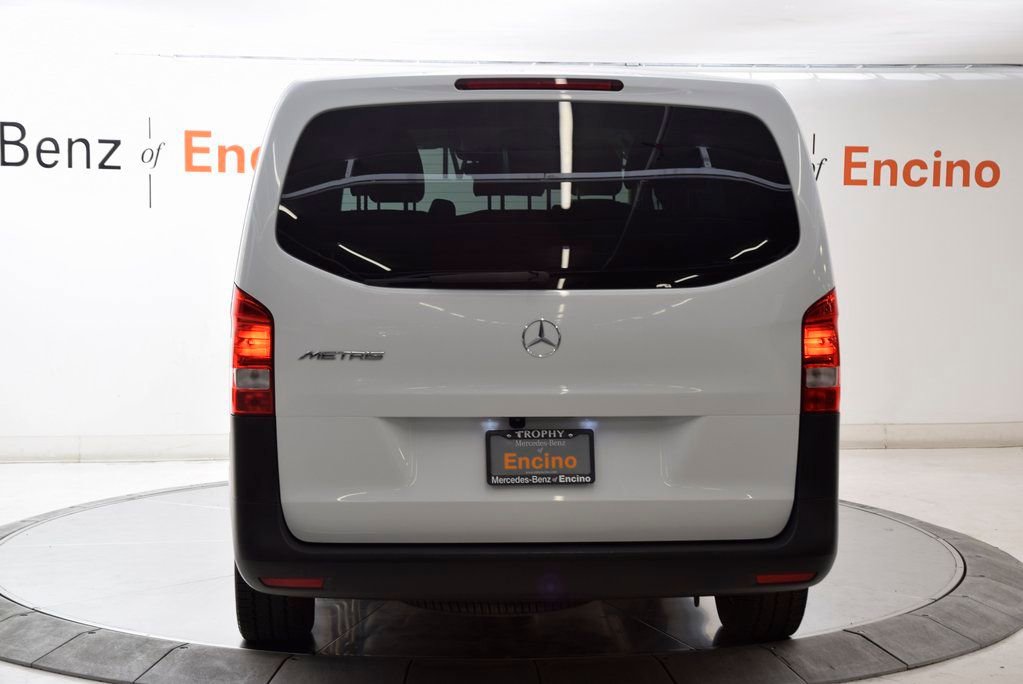 Used 2023 Mercedes-Benz Metris Passenger image 5