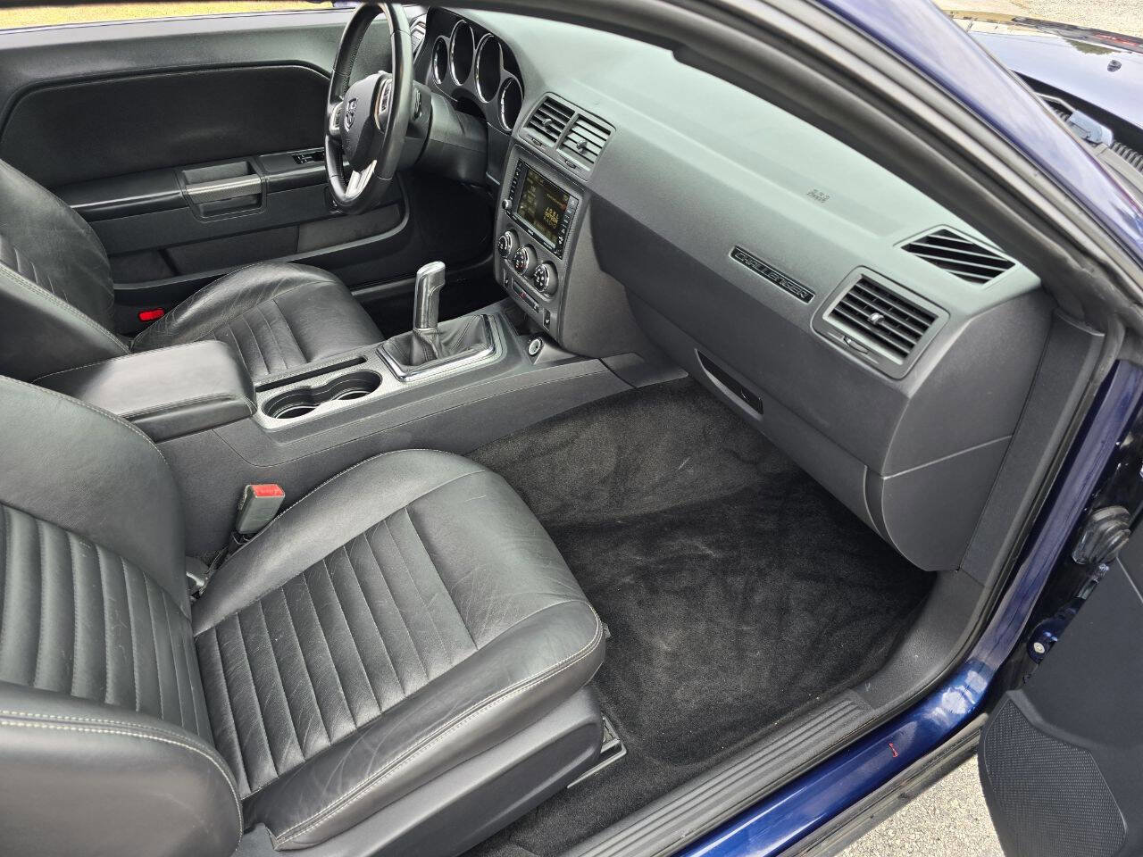 Used 2013 Dodge Challenger R/T image 13