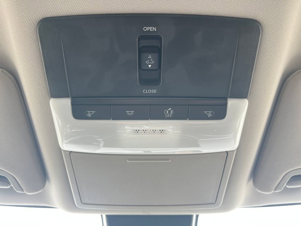New 2026 Nissan Altima 2.5 SR w/ SR Midnight Edition Package FWD image 31
