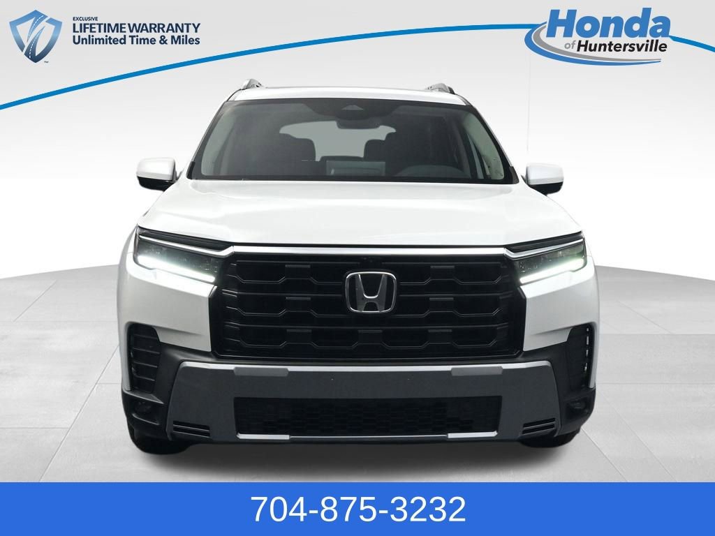 New 2026 Honda Pilot Touring image 10