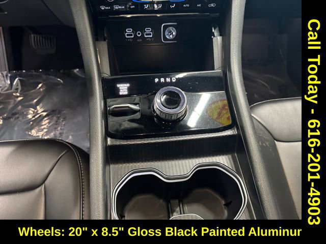 Used 2024 Jeep Grand Cherokee L Limited w/ Black Appearance Package image 14