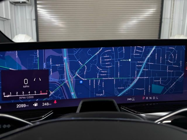 Certified 2025 Cadillac Escalade Luxury image 18