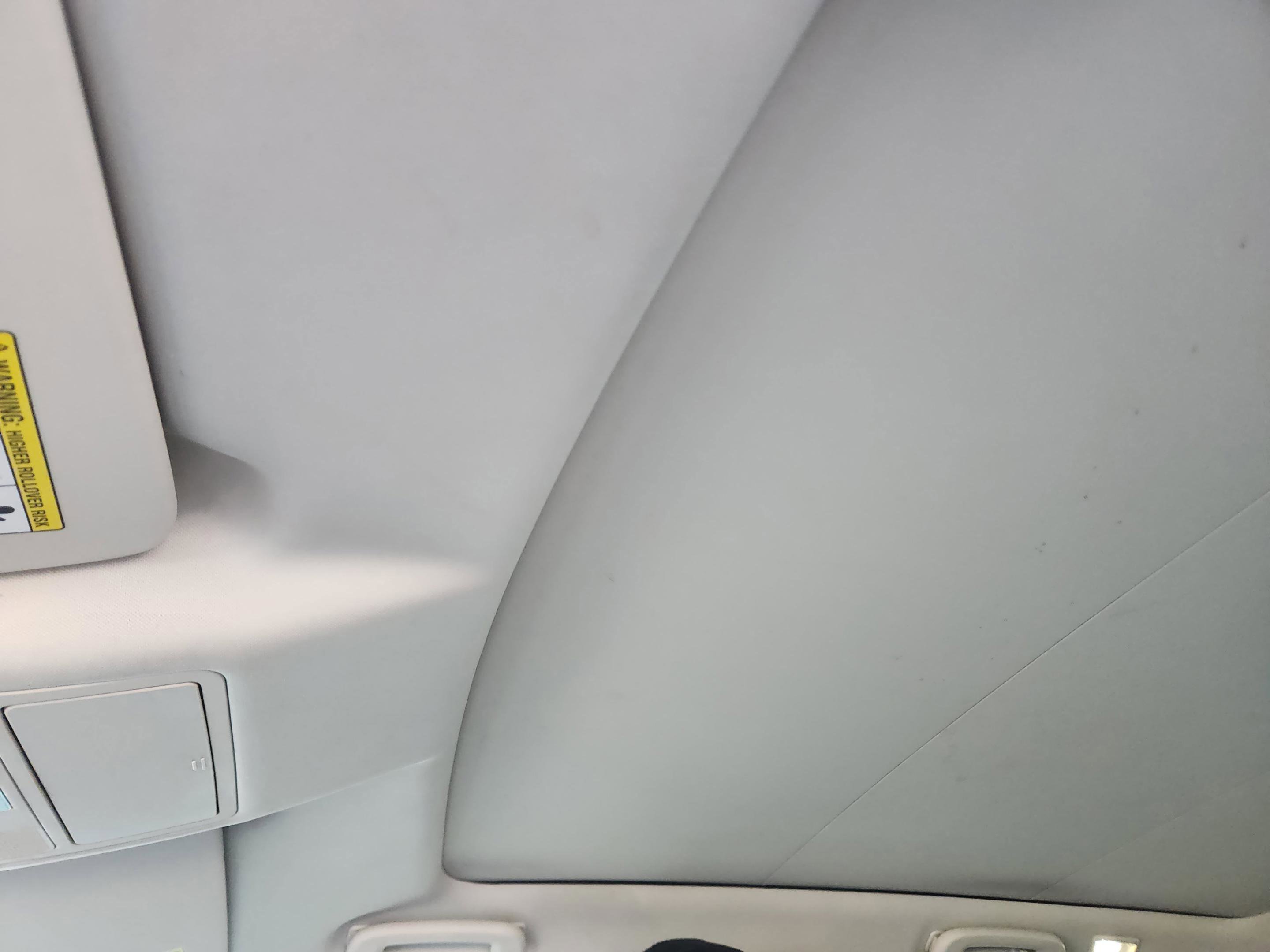 Used 2020 Land Rover Discovery Sport S image 25